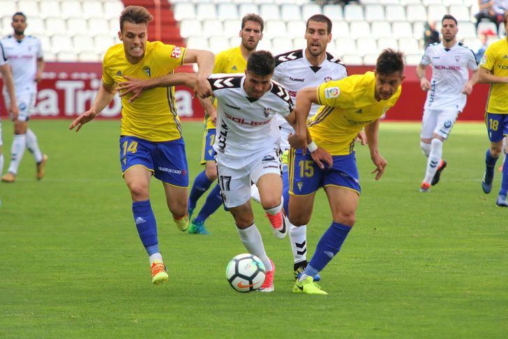 Albacete y Cádiz firman un empate con dos goles de penalti (1-1)