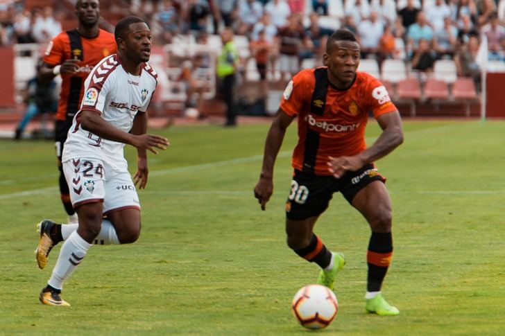El Albacete luchó hasta el último aliento pero cayó eliminado del play-off por el Mallorca (1-0)