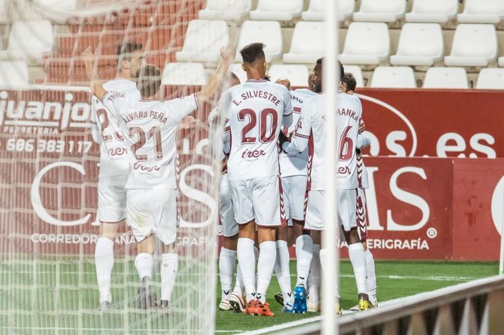 Albacete-Rayo. El Alba suma su segunda victoria consecutiva en casa (2-1)