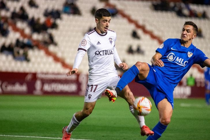 El Albacete Balompié buscando un delantero para reforzar su actual plantilla