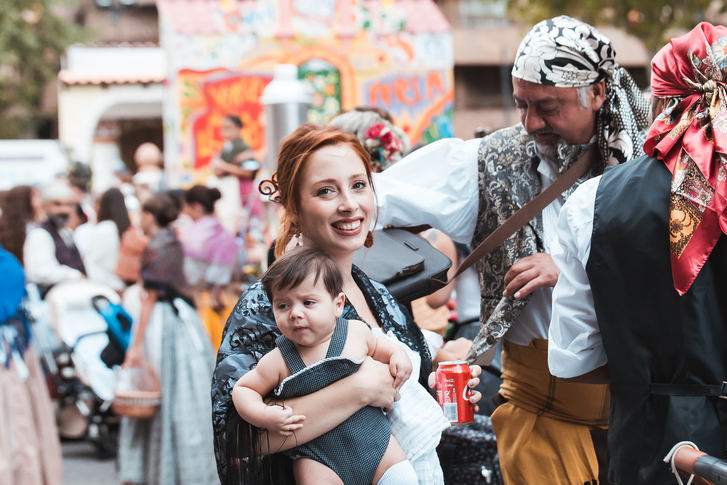 La Asociación de Manchegos y Manchegas de la Feria de Albacete celebra este domingo su primer festival navideño benéfico