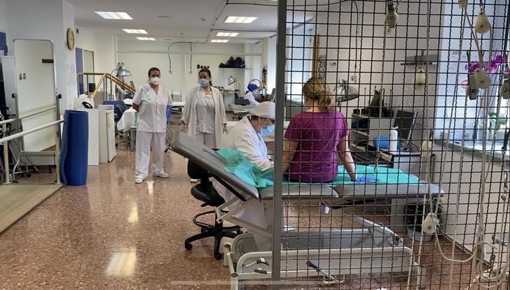 El servicio de rehabilitación y fisioterapia del hospital de Albacete recupera su actividad