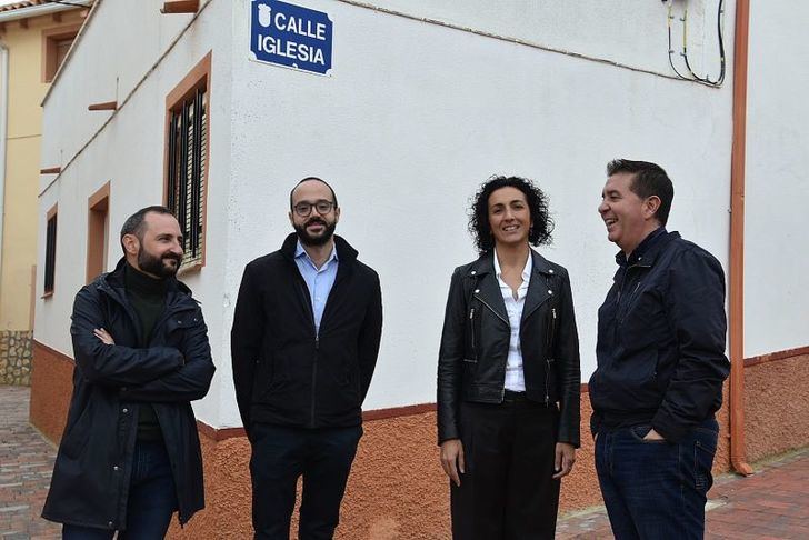 La calle de la Iglesia de Higueruela mejora su red de abastecimiento y su pavimentación con más de 77.000 euros de inversión del Plan de Obras de la Diputación