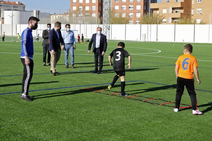 1,2 millones de euros para acondicionar los cuatro campos de fútbol de césped artificial en el Carlos Belmonte de Albacete