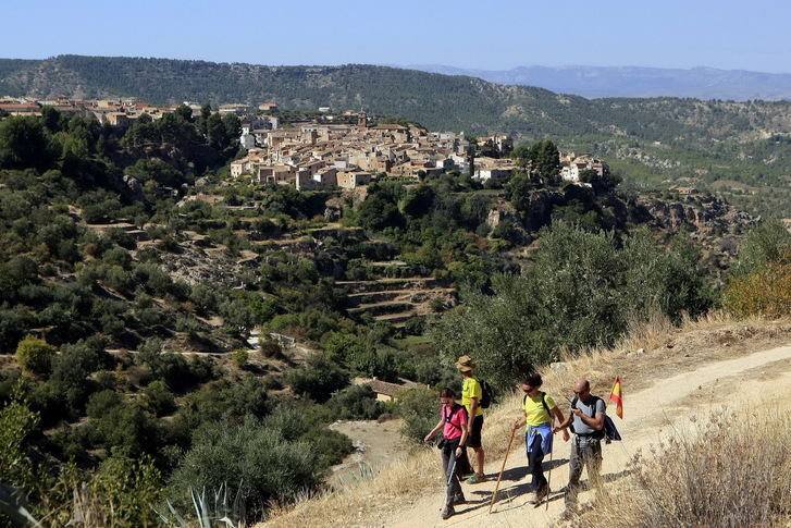 Dos nuevas citas con el senderismo este fin de semana de la mano de la Diputación en Letur y Casas de Lázaro