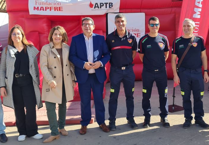 Servicio de Bomberos de la Diputación de Albacete, el Ayuntamiento de la localidad, la Fundación MAPFRE y la APTB