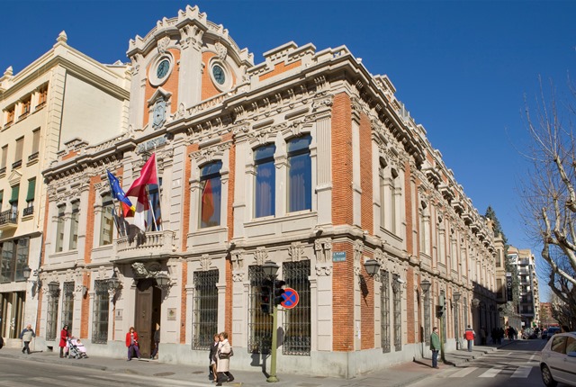 Albacete apagará sus monumentos emblemáticos en 'La Hora del Planeta', para concierciar sobre el clima
 