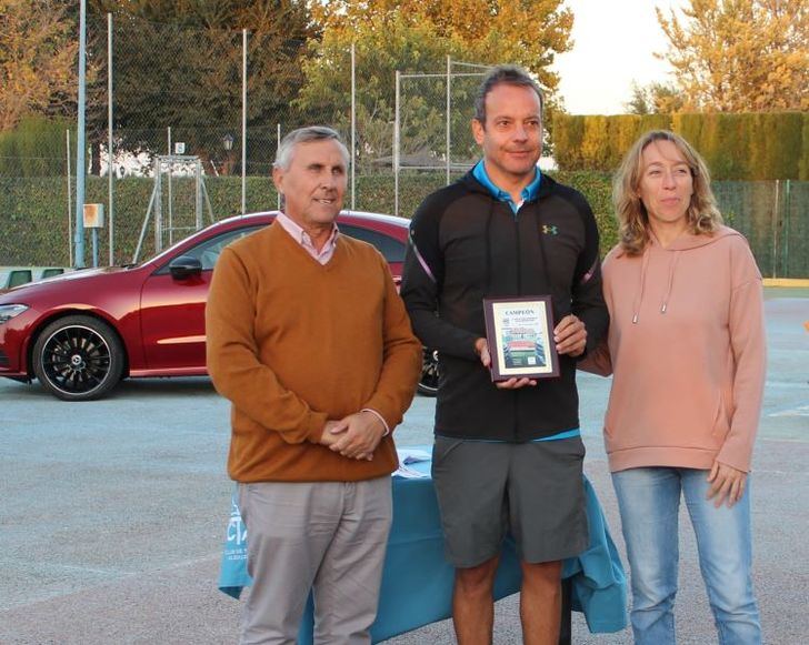 José Luis García gran triunfador del Open Automóviles Villar Mercedes Benz