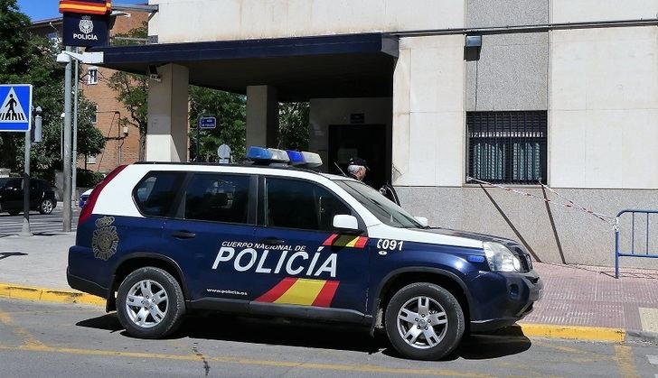Dos policías heridos en Ciudad Real durante la detención de un hombre atrincherado en su casa