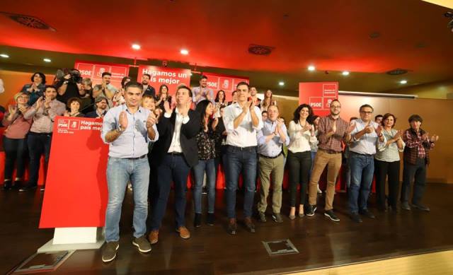 Cabañero (PSOE): 'Desde hoy, los españoles y españolas podemos mirar con ilusión el futuro'