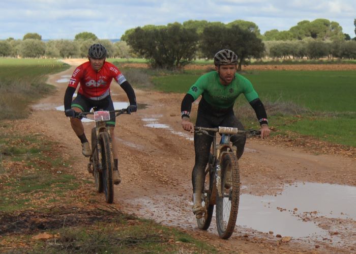 El XVI Circuito Provincial de BTT une a Tarazona y Villalgordo