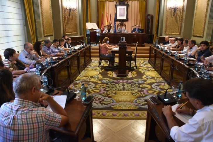 La Diputación de Albacete acuerda por unanimidad no recurrir la sentencia judicial sobre la herencia Urrea
