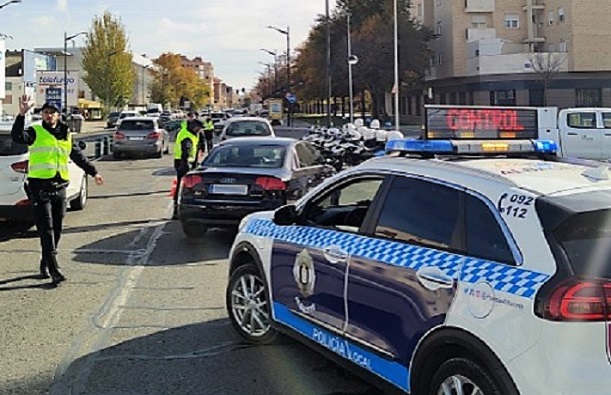 La Policía Local de Albacete participa en la “Campaña Especial sobre control de la tasa de alcoholemia y drogas”