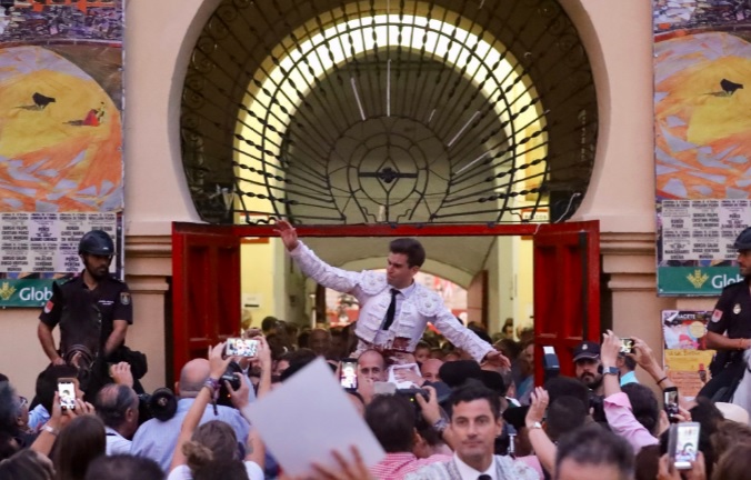 Rubén Pinar se reafirma como un gran torero en su triunfal gesta en Albacete