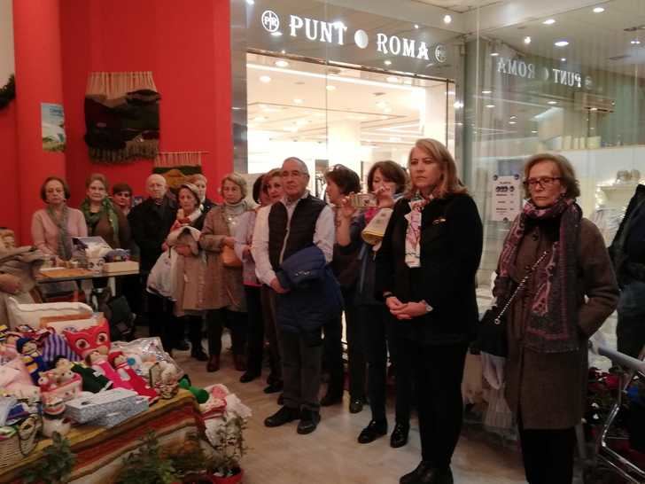 Manos Unidas de Albacete instalada un Rastrillo Solidario en el centro comercial Calle Ancha
