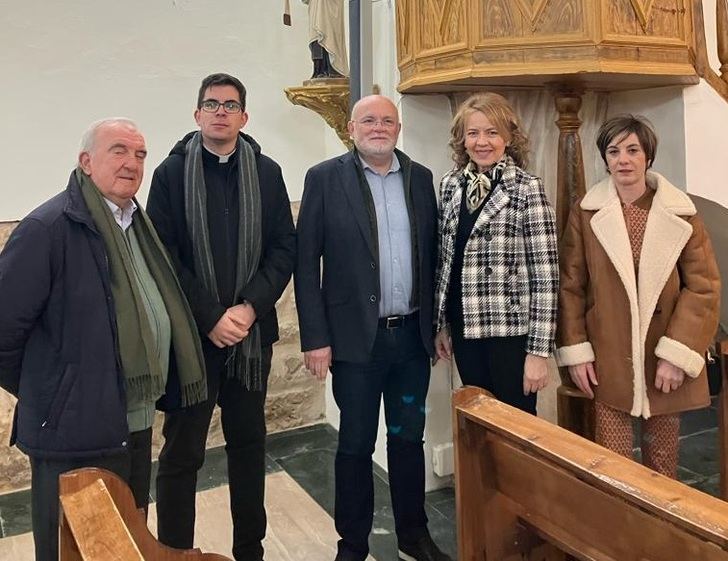 El Gobierno regional ayuda a la mejora de la iglesia de San Sebastián de Vianos