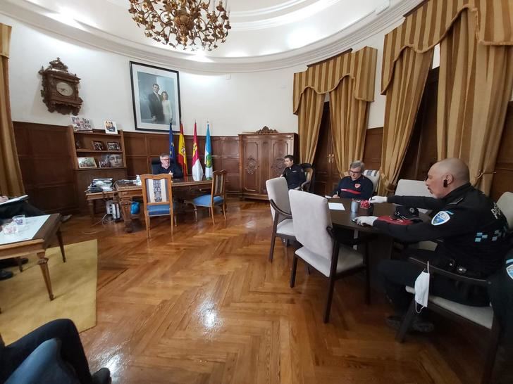 El Centro de Coordinación de Hellín insiste en el confinamiento y valora nuevas medidas
