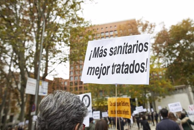 Satse reclama a los partidos políticos que impulsen un plan de retorno de enfermeros a España