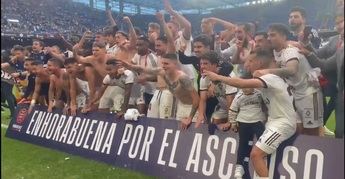 El Albacete gana en Riazor (1-2) y asciende a Segunda División