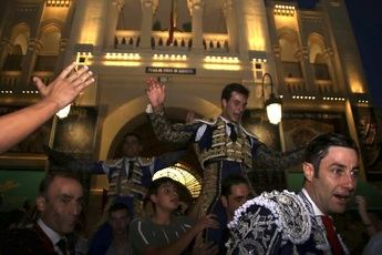 Samuel Navalón y Manuel Cabañero abren la Puerta Grande de la plaza de toros de Albacete