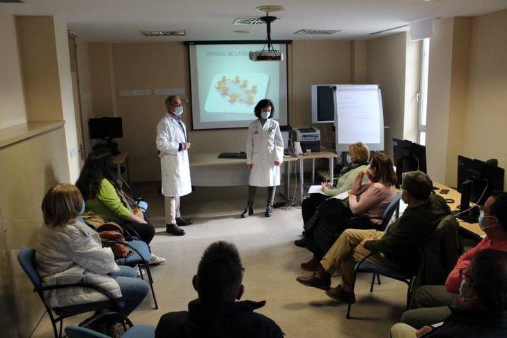La Gerencia de Atención Integrada de Albacete impulsa los talleres para la deshabituación tabáquica