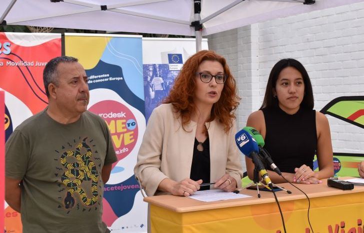 La juventud de Albacete ya puede informarse de las oportunidades de movilidad europea a través de ‘Time to move’