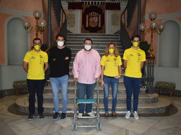 El Club Triatlón Albacete recién ascendido a primera división visita la Diputación Provincial