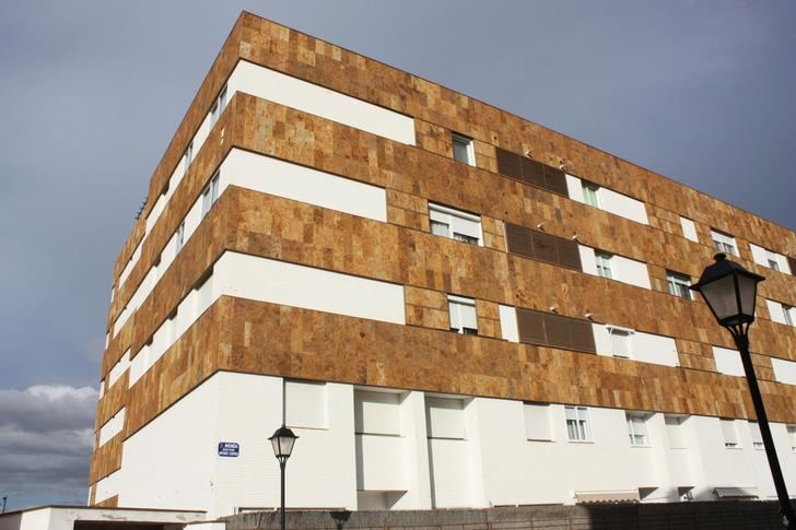 El Ayuntamiento de Albacete reduce en el 50 por ciento la mensualidad de alquiler de viviendas de Urvial