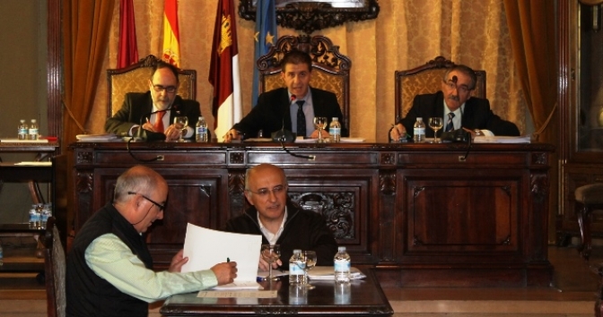 La Diputación de Albacete aprueba las bases de las ayudas para el transporte escolar