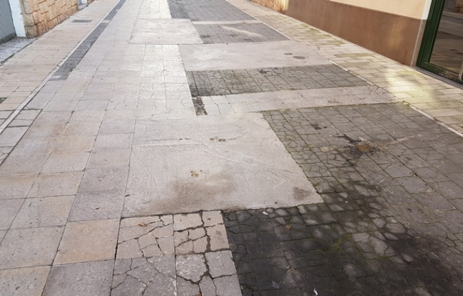 El concejal Pedro Soriano denuncia que las calles Firmas y Padre Jorge López, de Albacete, 'están abandonadas y sin mantenimiento'