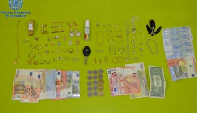 Detenidos tras una persecución tres jóvenes rumanos como presuntos autores de cinco robos en viviendas de Albacete