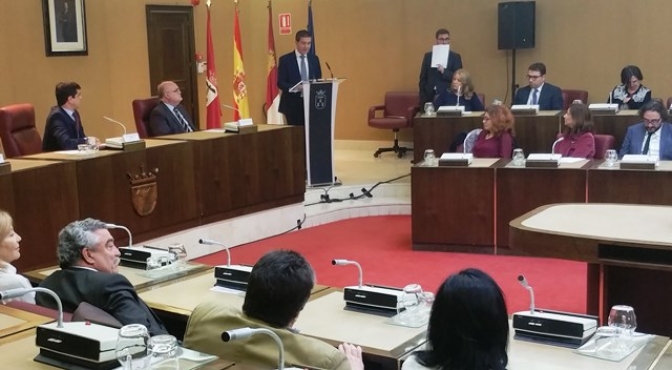 La Constitución y los 38 años de su aprobación, conmemoradas en el Ayuntamiento de Albacete
