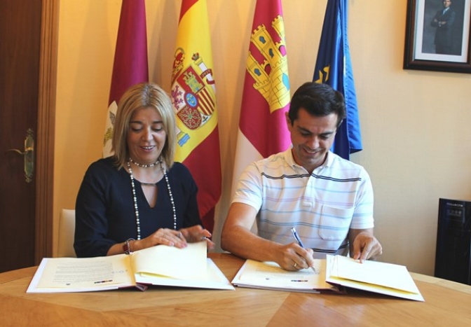 Firmado el convenio suscrito por el Ayuntamiento de Albacete con la Asociación de Mujeres Empresarias de Albacete y Provincia (AMEPAP)