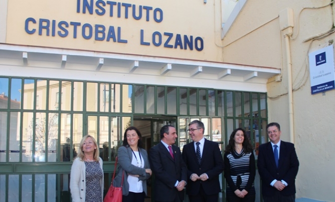Visita al IES Cristóbal Lozano de Hellín, uno de los trece centros que cuentan con Bachillerato de Excelencia
