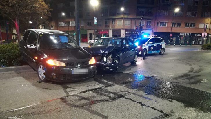 Espectacular accidente en el barrio San Pablo de Albacete, con dos conductores que dieron positivo en alcohol