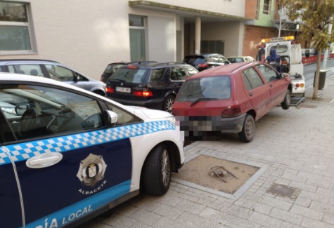 Imagen del coche accidentado, que no tenía ni seguro ni ITV.