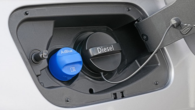 OCU y BEUC logran extender la garantía de AdBlue defectuoso a 8 años para vehículos diésel de Stellantis en la UE