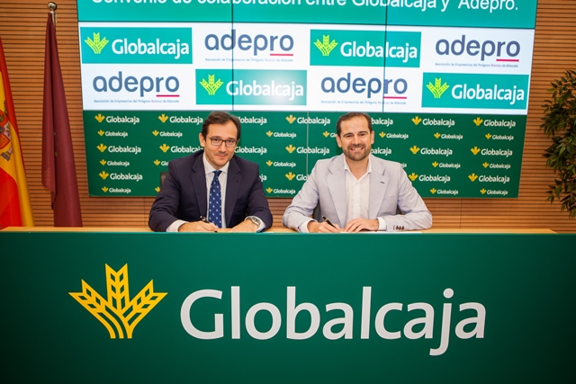 Globalcaja firma el convenio con ADEPRO en apoyo del mundo de la empresa