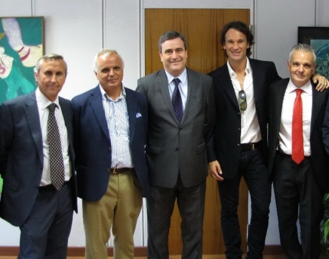 Miguel Cardenal, Secretario de Estado para el Deporte, felicita a la organización del Ciudad de Albacete de tenis por su 30 aniversario