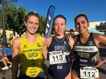 Andrés Hilario Morales y Claudia Bresó Juan gana el XXI Triatlón Sprint Valle de Agramón