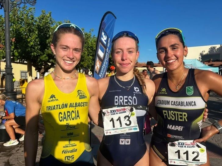 Andrés Hilario Morales y Claudia Bresó Juan gana el XXI Triatlón Sprint Valle de Agramón
