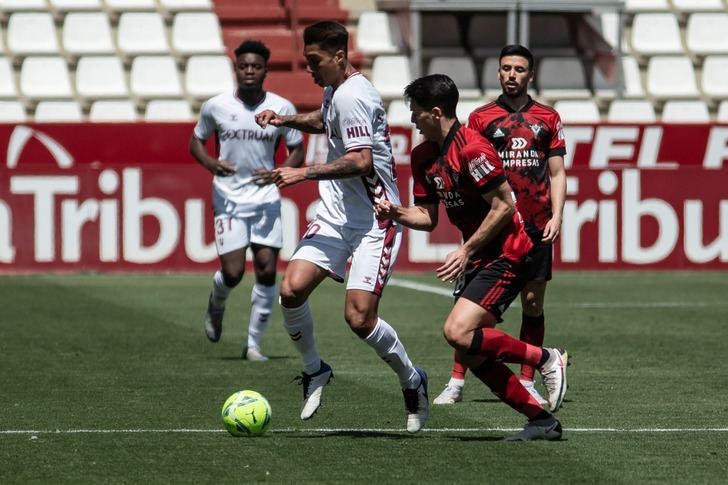 Un gol de Alfredo Ortuño ante el Mirandés devuelve la esperanza de salvación al Albacete (1-0)