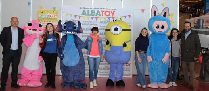 La X Feria del Coleccionismo Albatoy de Albacete atrae a miles de visitantes con actividades para toda la familia