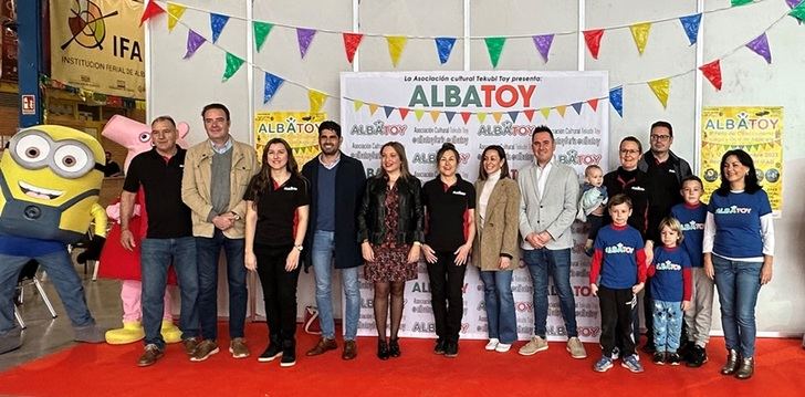 Albatoy, la Feria del coleccionismo, juego y ocio, abrió sus puertas en Albacete