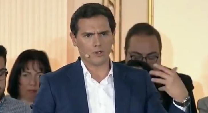 Albert Rivera visita Albacete y siente el apoyo de los simpatizantes de Ciudadanos