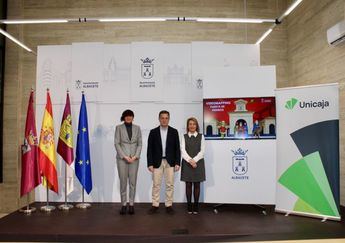 Albacete se prepara para una Navidad mágica con el videomapping en la Puerta de Hierros