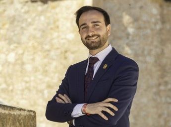 El Alcalde de San Clemente (PP) critica a su partido por apoyar presupuestos a cambio de sueldos