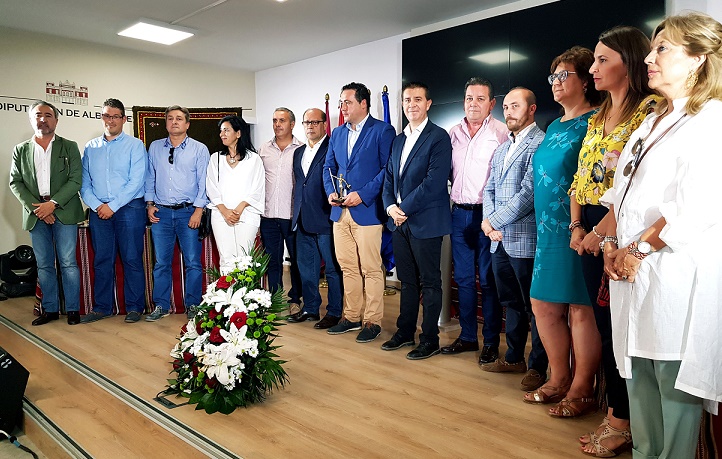 Alcaraz pone punto final a ‘Conoce nuestros pueblos’, en el stand de la Diputación de Albacete