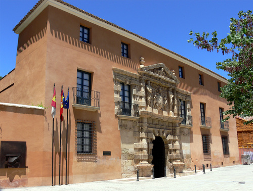 El Ayuntamiento de Almansa, obligado a pagar más de 13.000 euros a un policía local