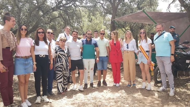 La Junta acompaña al municipio de Alpera en la puesta de largo de la primera Feria de la Caza y el Vino